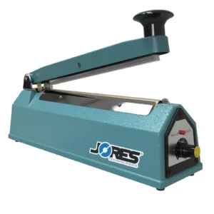 Máquina selladora manual por impulso para bolsas de 8 pulgadas. La máquina se muestra con la mordaza abierta y el logotipo de JORES TECHNOLOGIES®