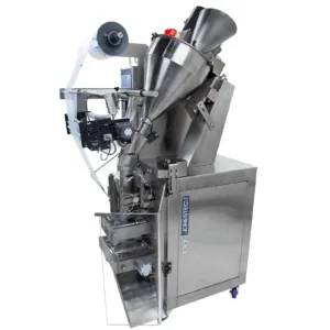Sistema VFFS automático de formado de sachets verticales de acero inoxidable para llenado de polvo sobre fondo blanco.