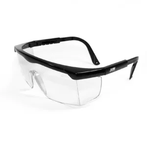 vista diagonal de gafas de seguridad rectangulares transparentes con montura negra y protectores laterales para protección contra impactos fuertes, con varillas ajustables
